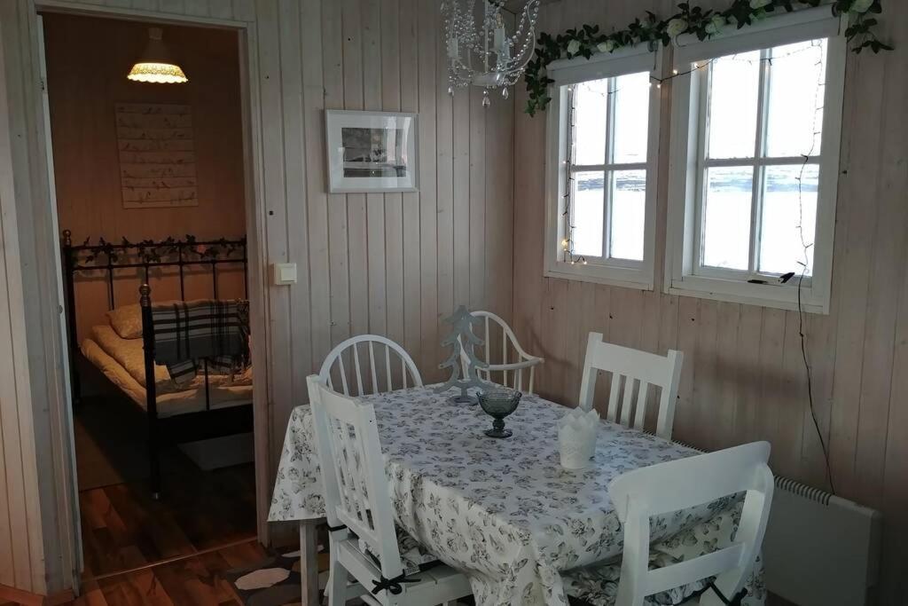 Cosy Cottage-Alfabakki-With Hot Tub Stori-Bakki Kültér fotó