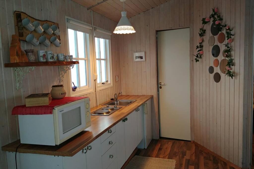 Cosy Cottage-Alfabakki-With Hot Tub Stori-Bakki Kültér fotó